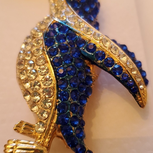 Betsey Johnson penguin - Picture 2 of 8